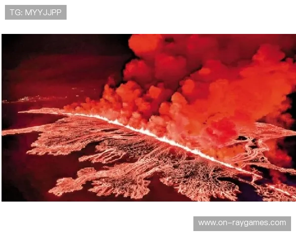 冰岛火山喷发，球队包机改道延误